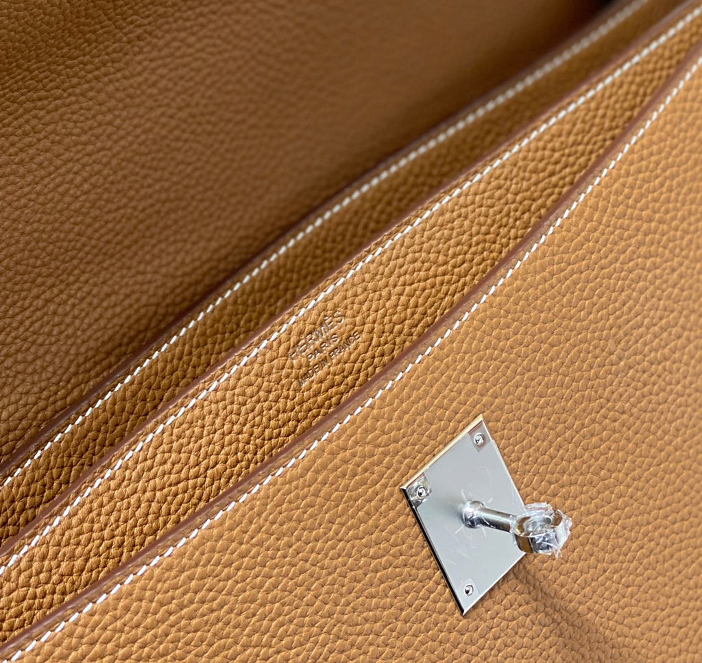 HERMES KELLY DEPECHES 34 BRIEFCASE IN GOLD TOGO CALFSKIN SILVER HARDWARE