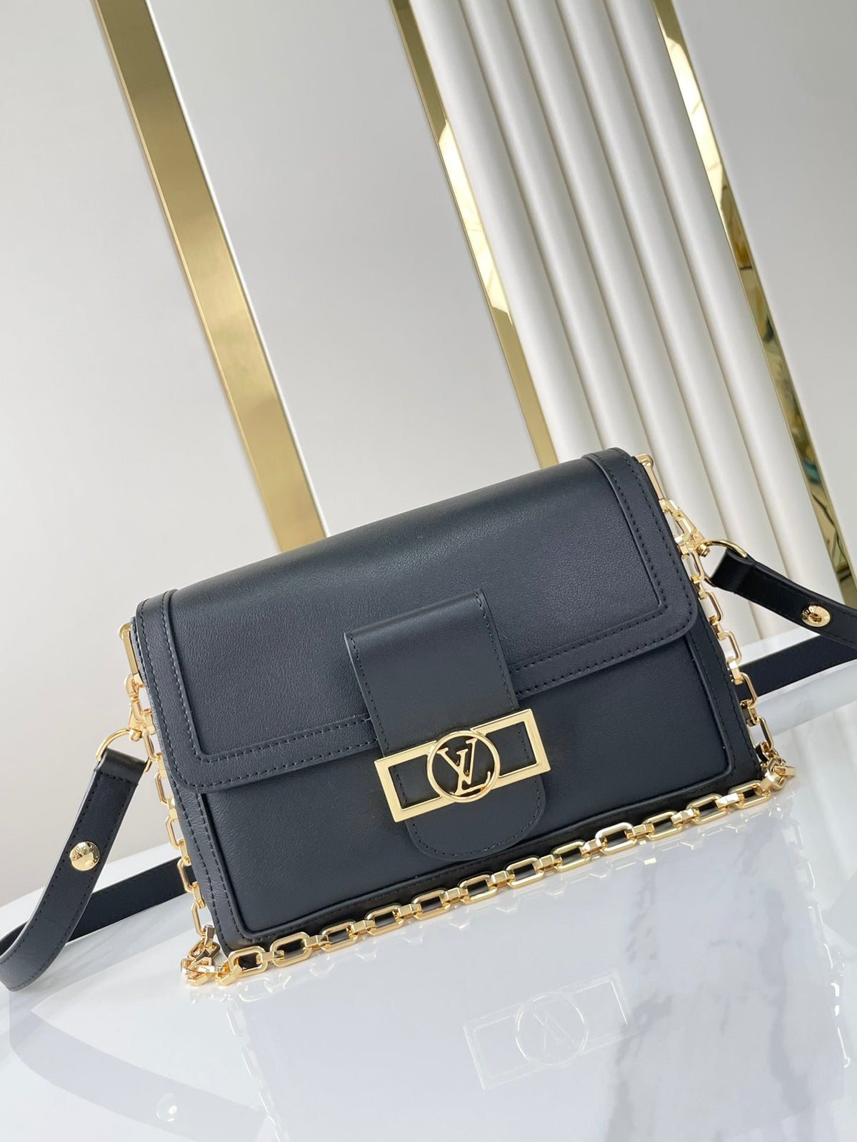 LOUIS VUITTON DAUPHINE SOFT MM 24 IN BLACK SMOOTH LAMBSKIN GOLD HARDWARE