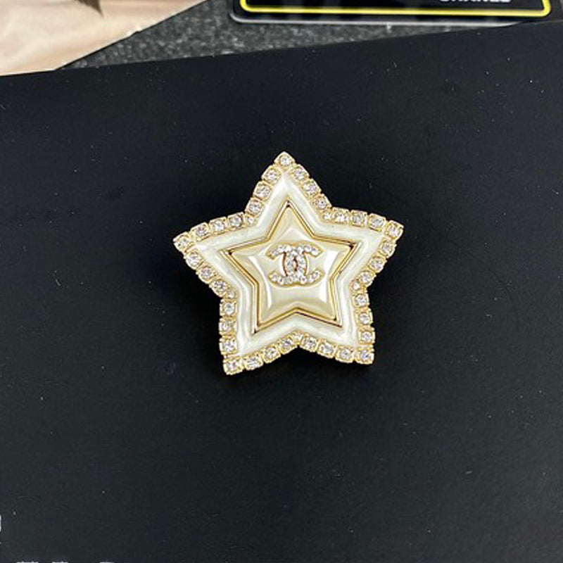 18K  Chanel Star Pearl Brooch