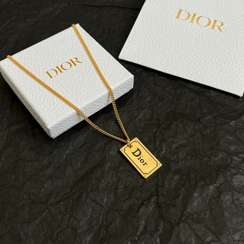 18K Dior Oblique Plate Pendant Necklace