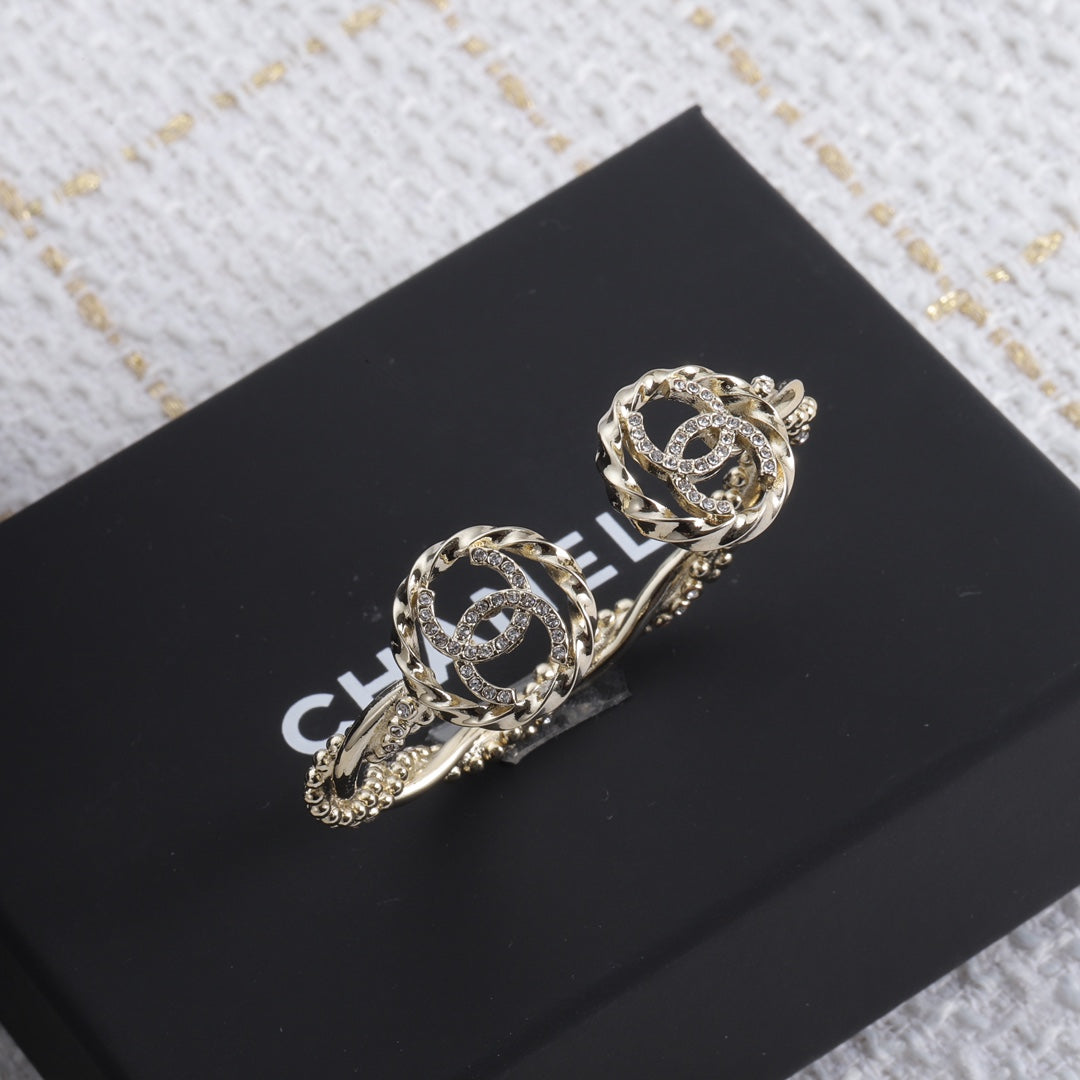18K Double  Chanel Open Bracelet