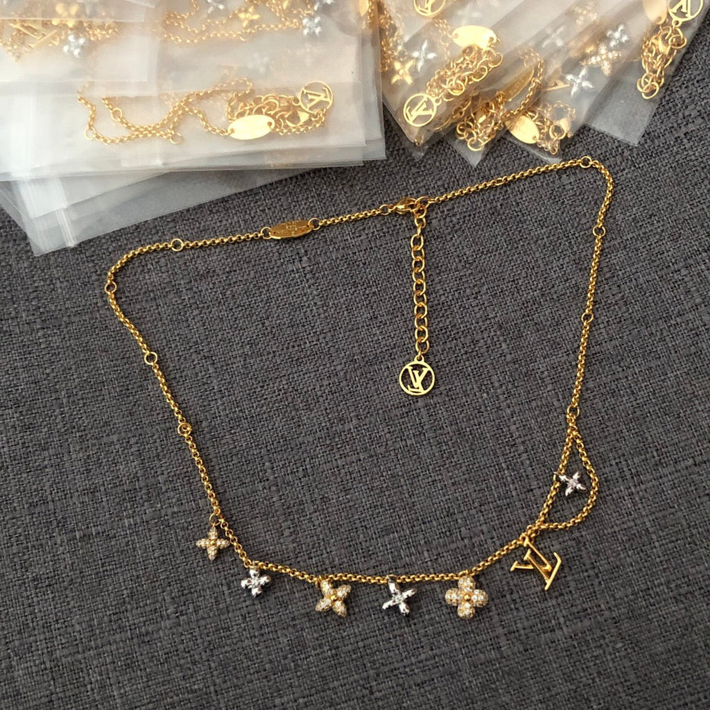 18K Louis Vuitton Gram Diamonds Necklace