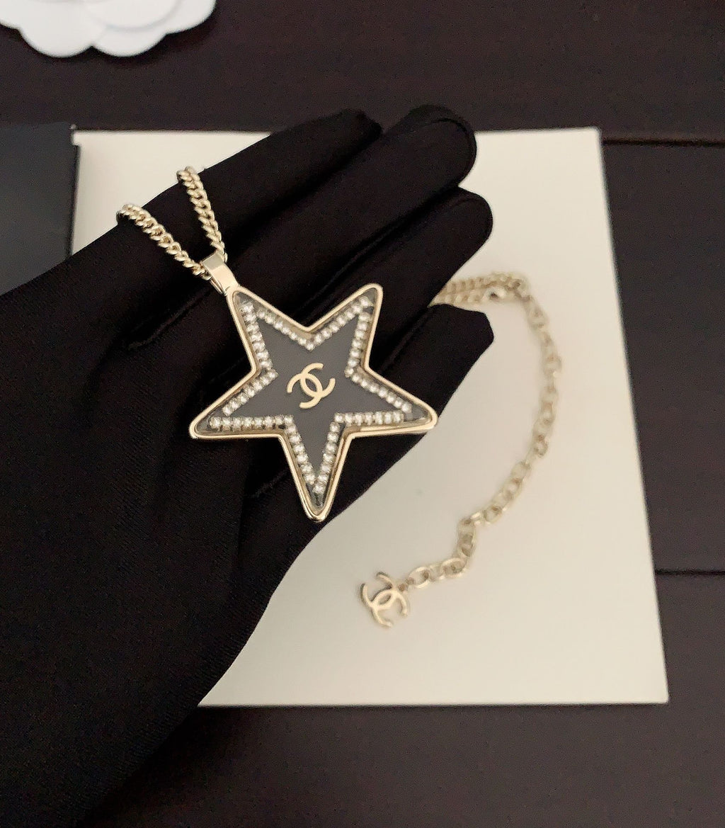 18K  Chanel Star Chain Necklace