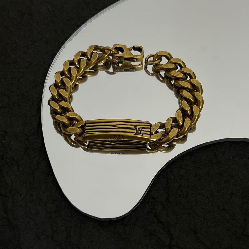 18K Louis Vuitton Vintage Chains Bracelet