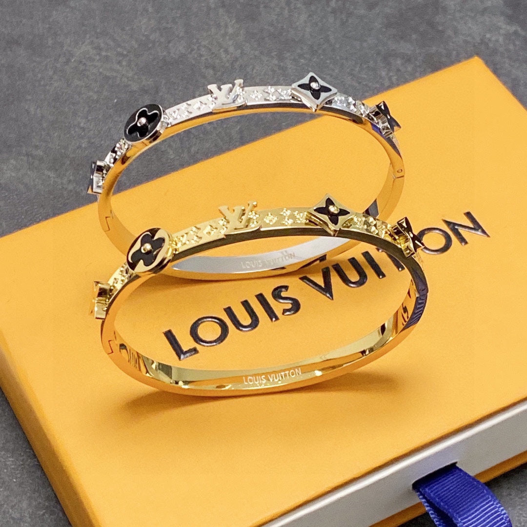 18K Louis Vuitton Idylle Blossom Bracelet