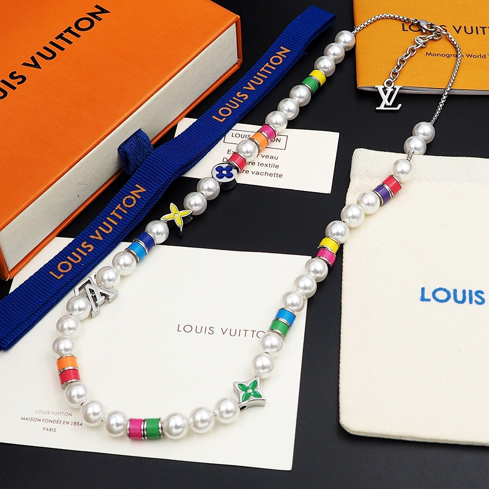 18K Louis Vuitton MNG Pearls Party Necklace